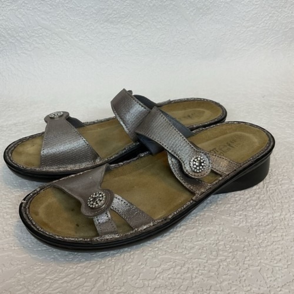 Naot Melody Metallic Road Pewter Leather Double Strap Sandals Women 10 Israel